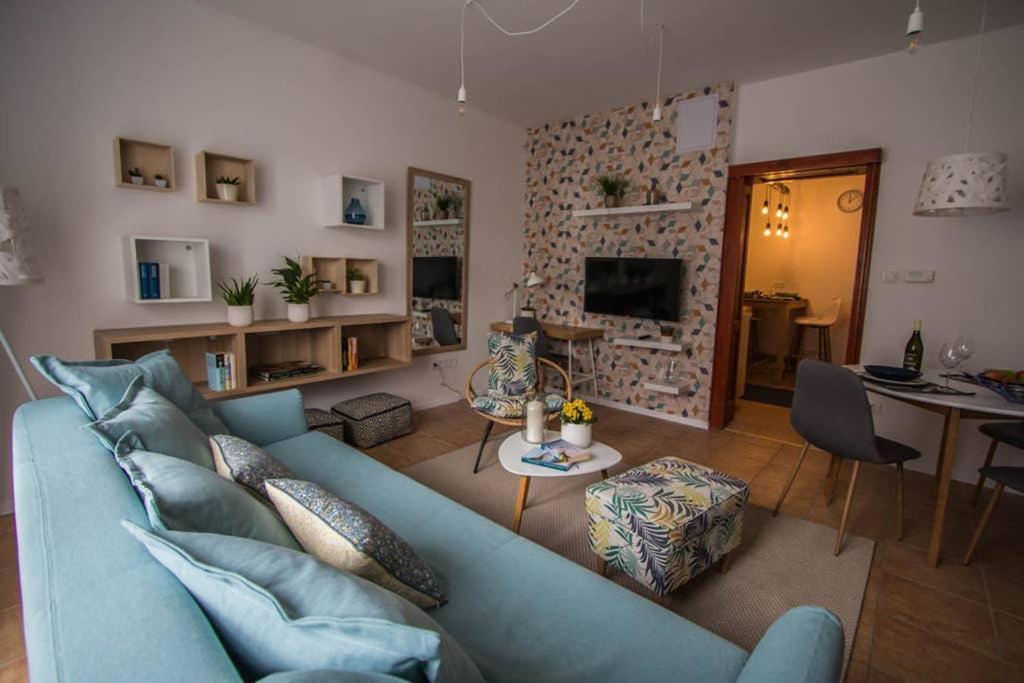 Teubel apartman 1. Szekesfehervar Bagian luar foto