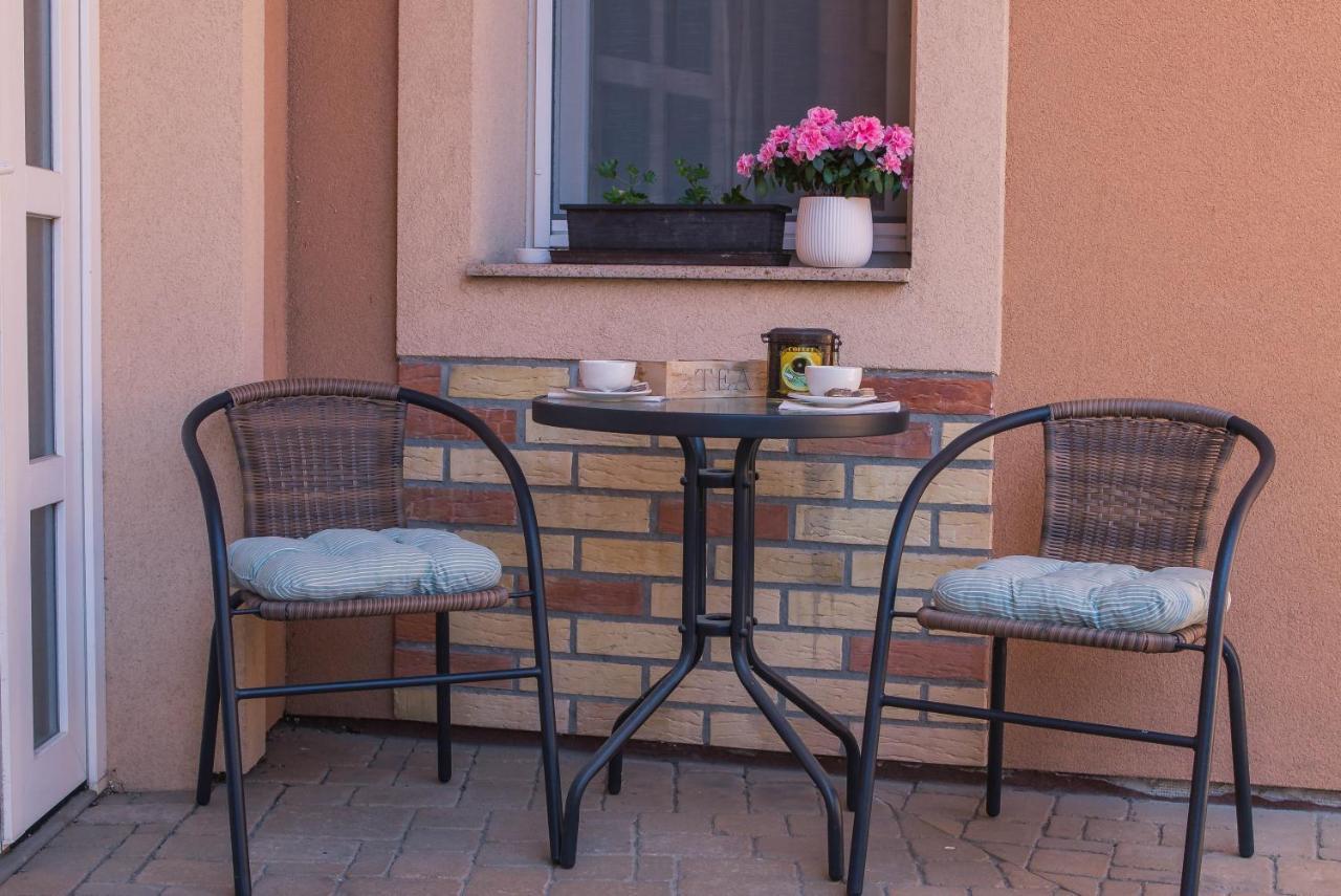 Teubel apartman 1. Szekesfehervar Bagian luar foto